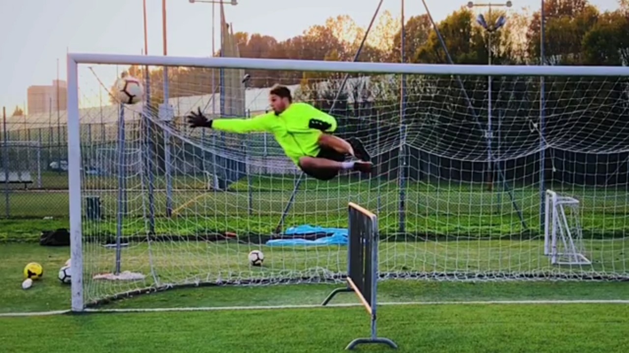 Nhung bai tap bat bong dinh cao cua chang thu mon nghiep du hinh anh