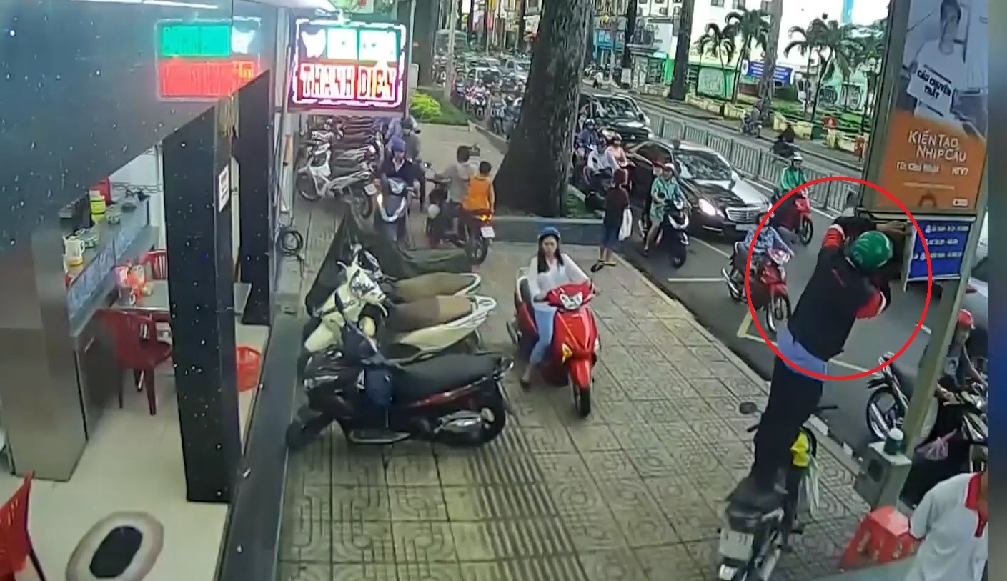 Hang tram thiet bi cong cong bi mat cap giua ban ngay o TP.HCM hinh anh