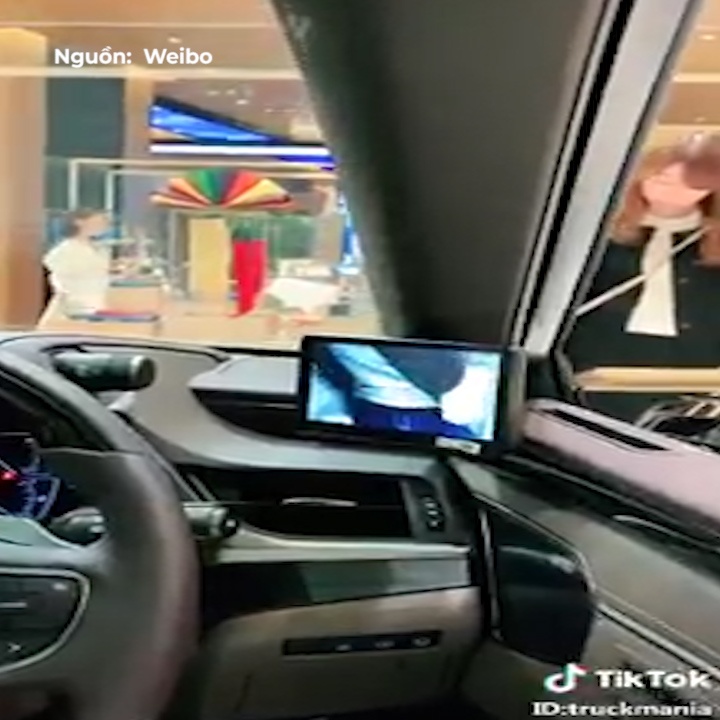 Lexus ES300h su dung camera thay the cho guong chieu hau hinh anh