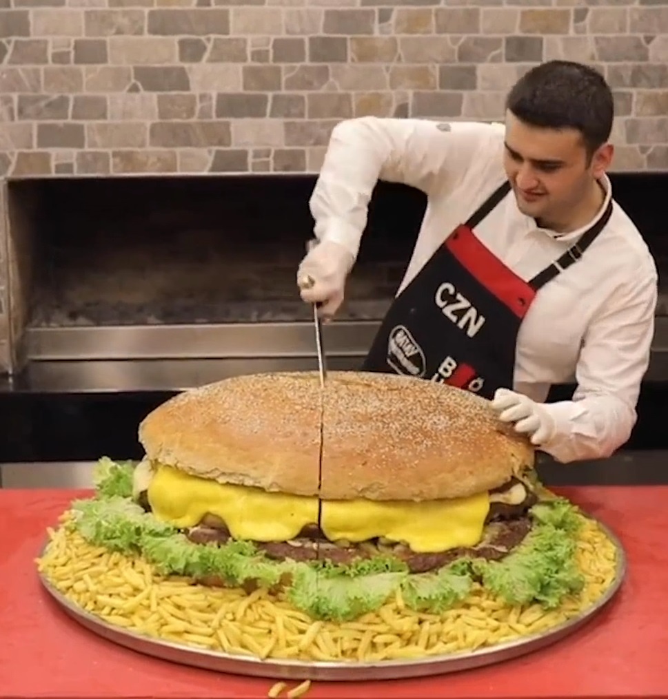 Dau bep noi tieng lam banh hamburger khong lo hinh anh