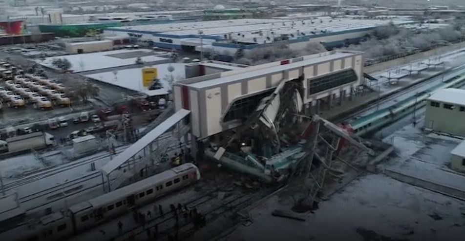 Tai nan duong sat tham khoc o Tho Nhi Ky, hang chuc thuong vong hinh anh