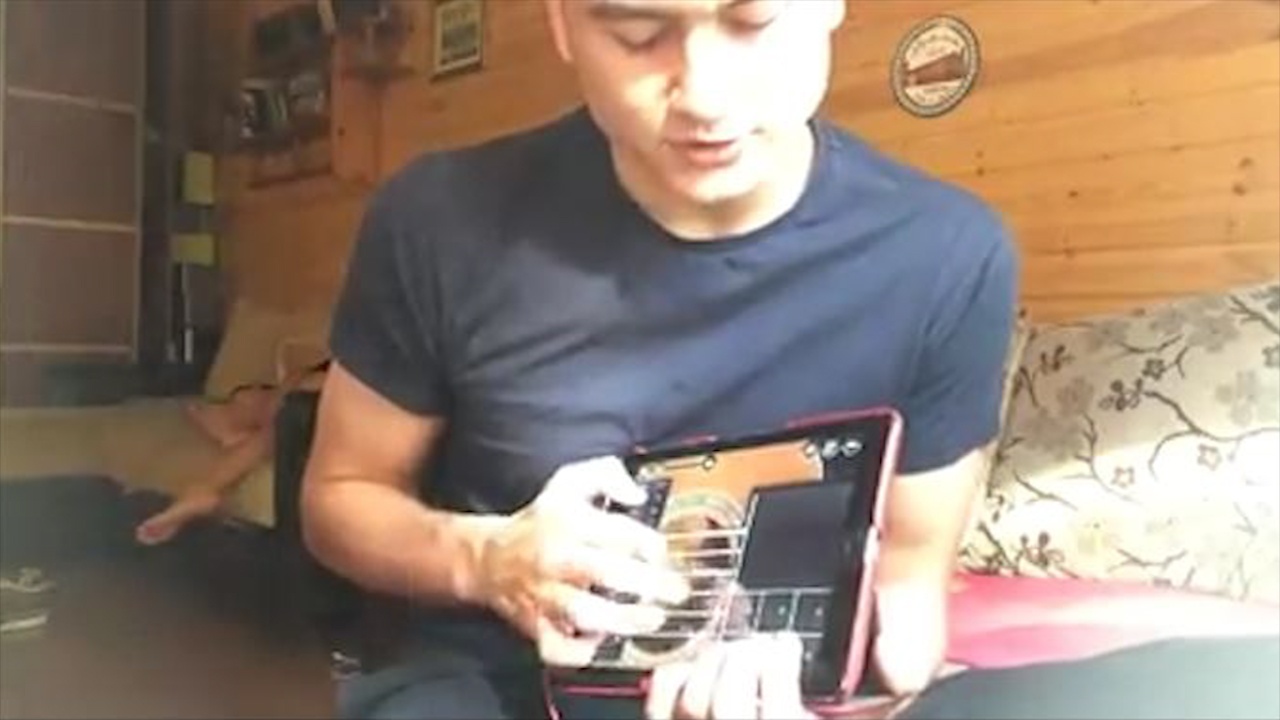 Tai dan hat cua thu mon Dang Van Lam khien cac fan nu 'do guc' hinh anh