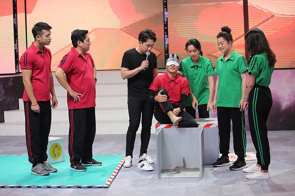 Cong Vinh khien truong quay 'nao loan' vi qua nhat gan hinh anh