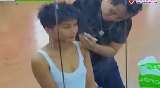 Tiet lo nguoi thay day H'Hen Nie catwalk nhu sieu mau o Miss Universe hinh anh