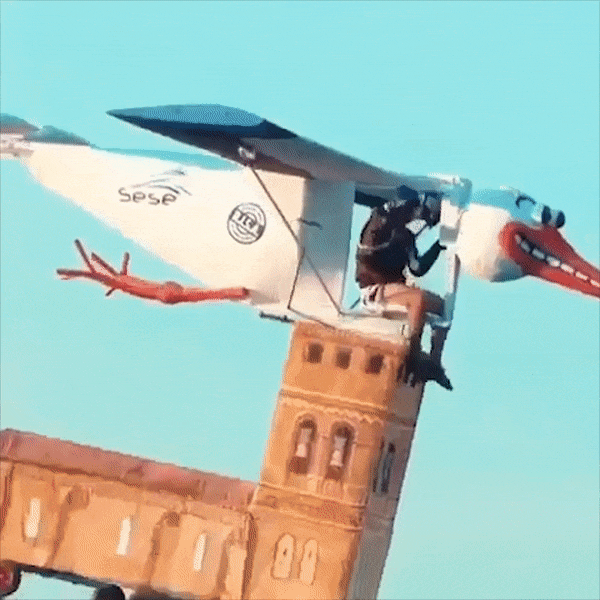 Nhung man bay luon that bai hai huoc bang thiet bi tu che hinh anh