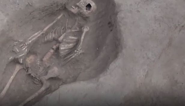 Phat hien noi hien te con nguoi 1000 nam tuoi tai Peru hinh anh