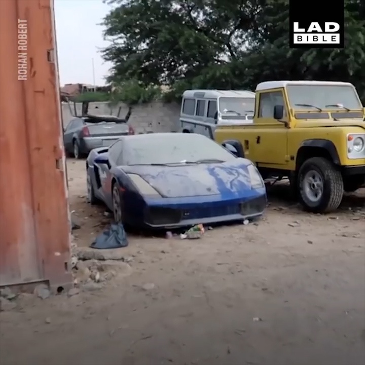 Lamborghini vut chong cho o Dubai, ban xac chi 4.000 bang Anh hinh anh