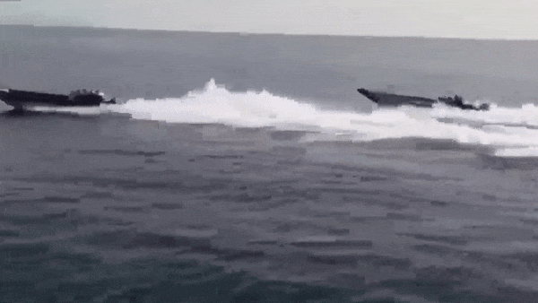 Canh sat TBN truy duoi toi pham ma tuy nhu phim hanh dong tren bien hinh anh