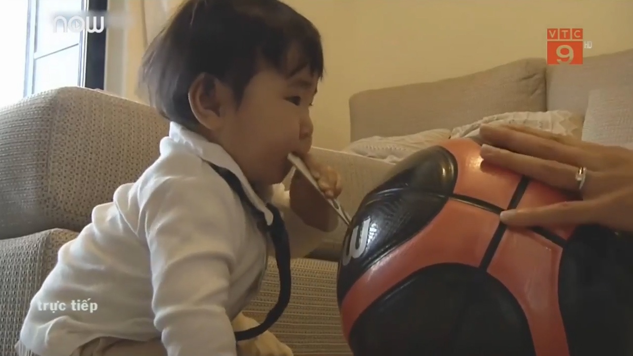 Nguoi dan Nhat Ban duoc nhan 100.000 yen khi sinh con dau long hinh anh