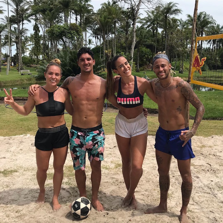 Nu cau thu khien Neymar 'kho so' voi kha nang choi bong gon gang hinh anh