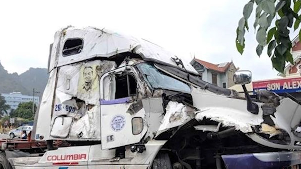 Nhung tai nan tham khoc lien quan den 'hung than' container hinh anh