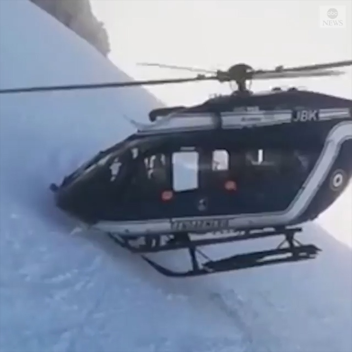 Truc thang 'cam vao nui' giai cuu nguoi truot tuyet mac ket hinh anh