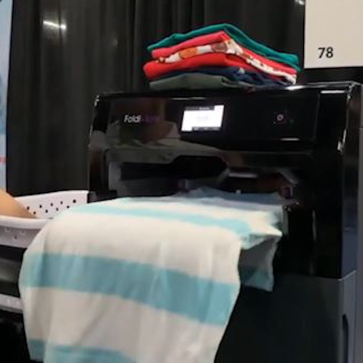 May gap quan ao tu dong giup tiet kiem thoi gian hinh anh