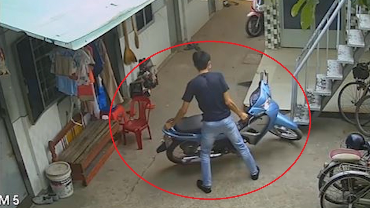 Ten trom vao tan phong tro de trom xe may hinh anh