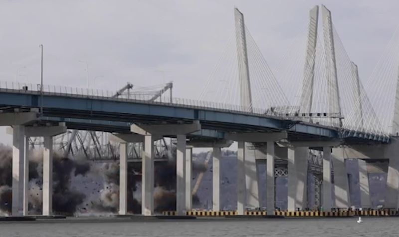 Cau o New York bi thuoc no danh sap hinh anh