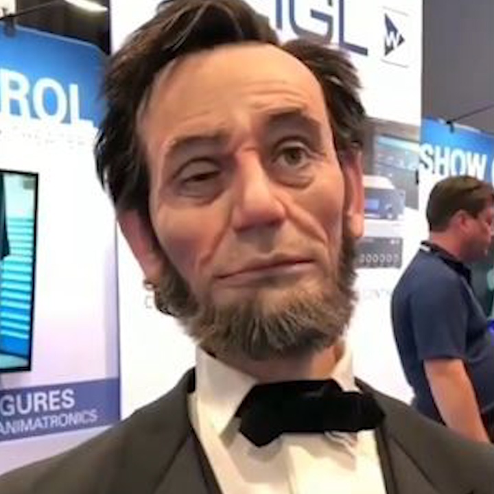 Robot AI co ve ngoai giong Tong thong My Abraham Lincoln hinh anh