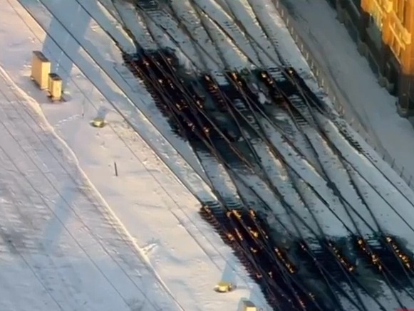 My: Lanh toi muc phai noi lua dot duong ray cho tau chay hinh anh