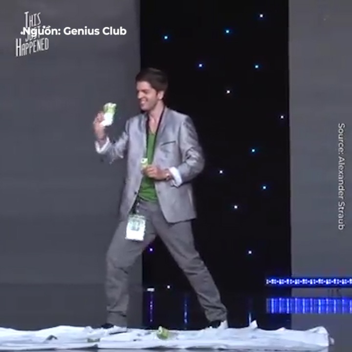 Ao thuat gia bien ra 10.000 bang Anh chi trong mot phut hinh anh