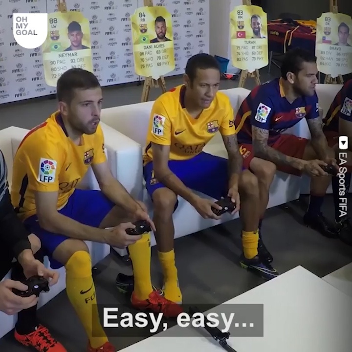 Khi Neymar va cac sao bong da 'dam chim' trong the gioi game hinh anh