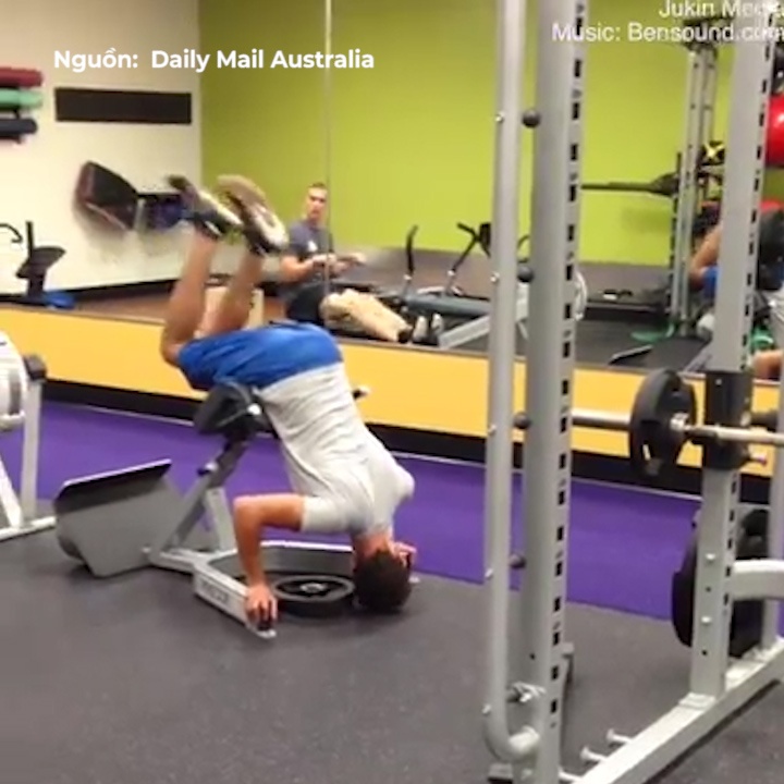 Khi nhung nguoi 'lay loi' den phong gym de luyen tap hinh anh