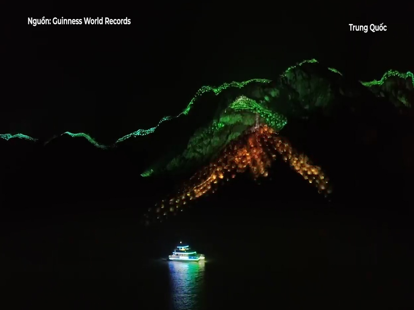 Thanh pho Trung Quoc lap ky luc voi 725.000 bong den LED cung sang hinh anh