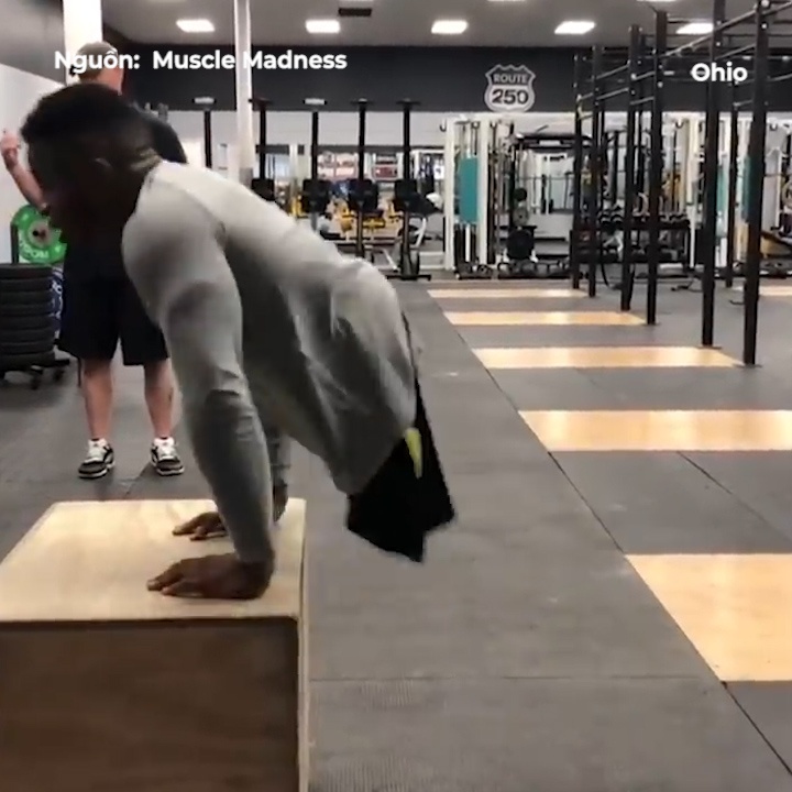 Vo sy dau vat mat nua nguoi van quyet tam thi dau chuyen nghiep hinh anh