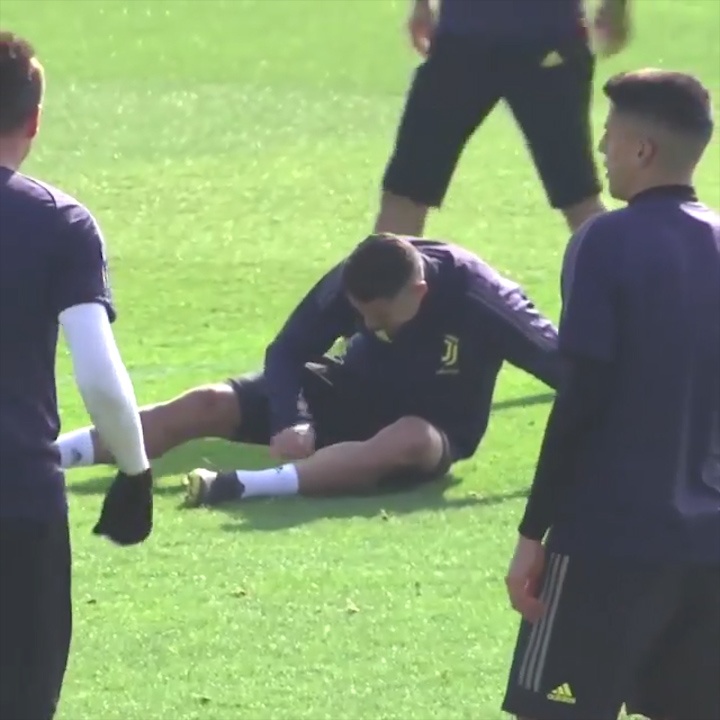 Ronaldo suyt chan thuong truoc dai chien Champions League hinh anh