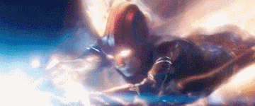 Suc manh ngang tam bom nguyen tu cua nu sieu anh hung Captain Marvel hinh anh