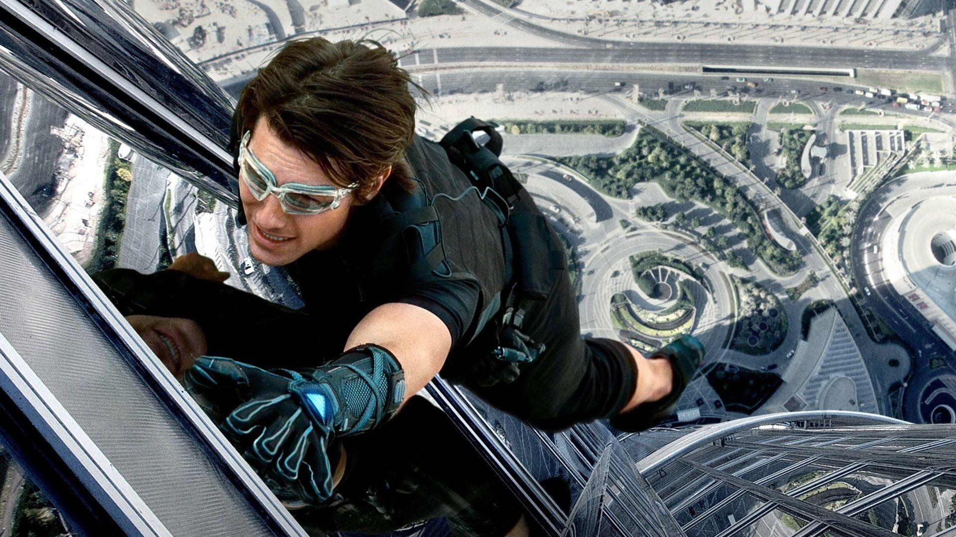 Nhung pha hanh dong dien ro nhat do Tom Cruise tu minh bieu dien hinh anh