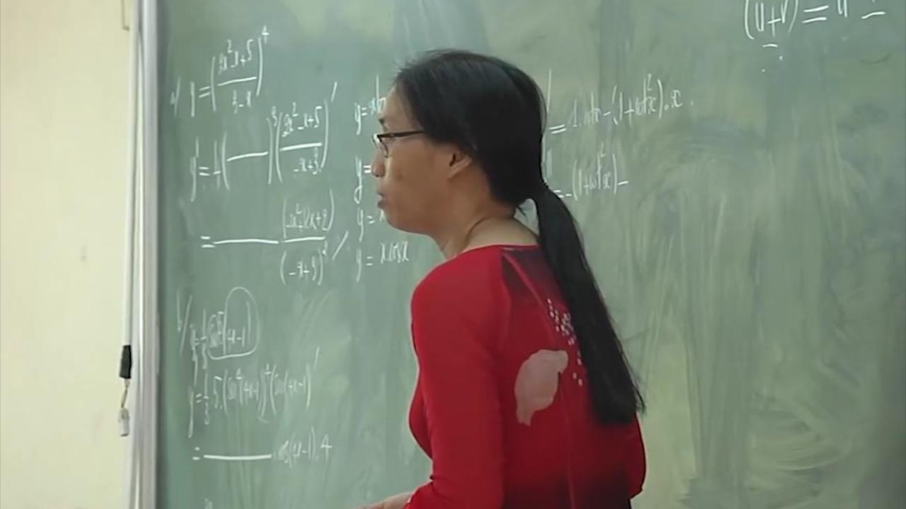 Nhung hanh vi phan su pham cua co giao 'khong giang bai 3 thang' hinh anh