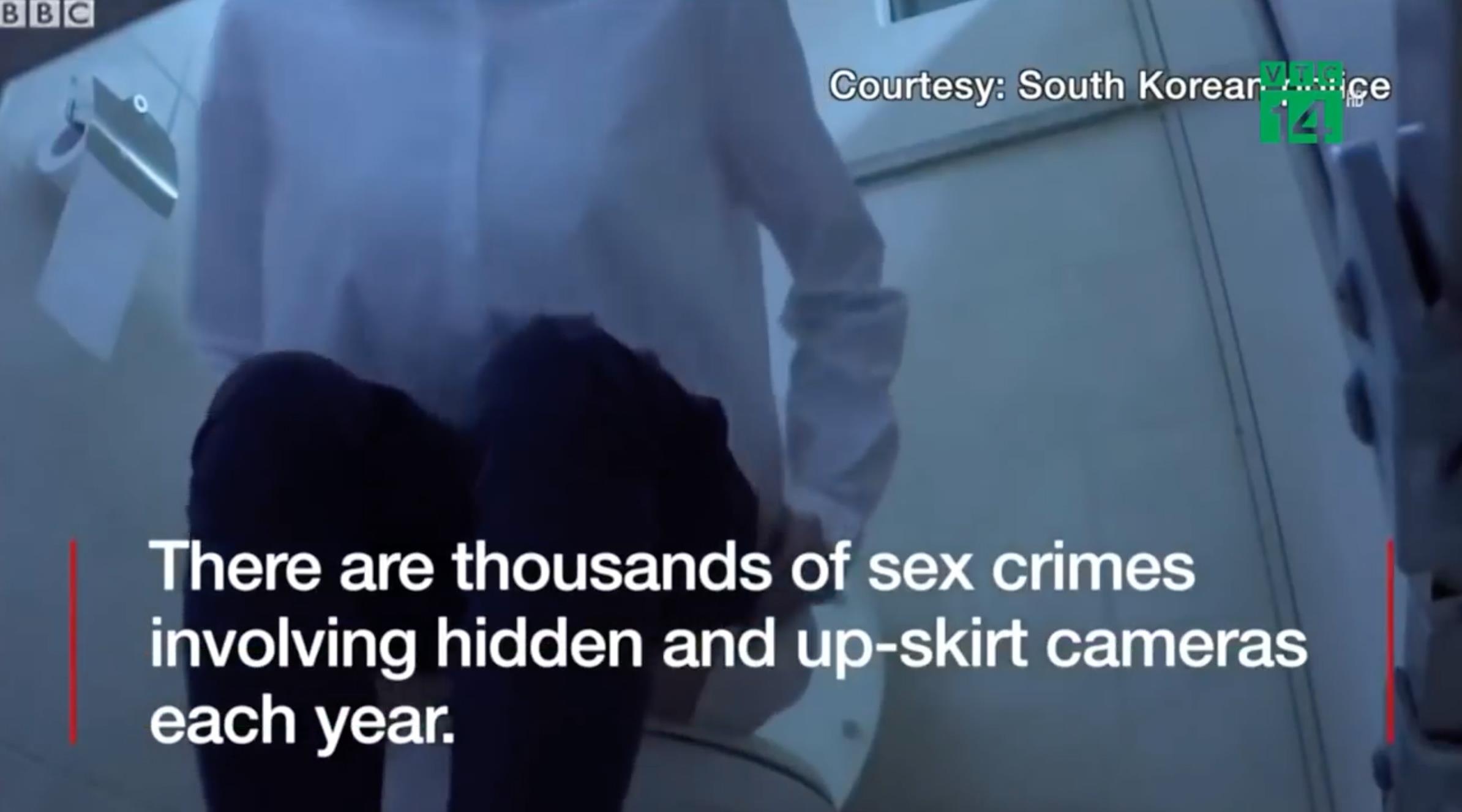 Nan quay len video nhay cam khien phu nu Han Quoc khiep so hinh anh