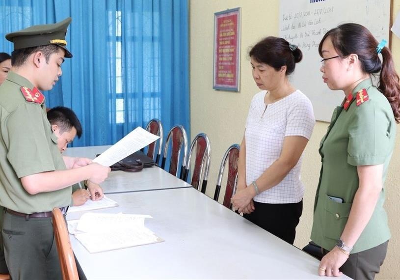 44 thi sinh o Son La duoc nang diem la con chau cua ai? hinh anh