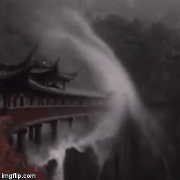 Dong thac 'chay nguoc' ky la o Trung Quoc hinh anh