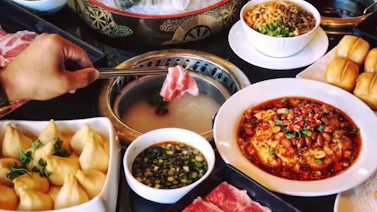 Tu bo chuot chet vao noi lau doi nha hang boi thuong hinh anh