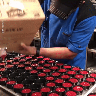 Man rot sot ca chua vao chen nhanh nhu may hinh anh