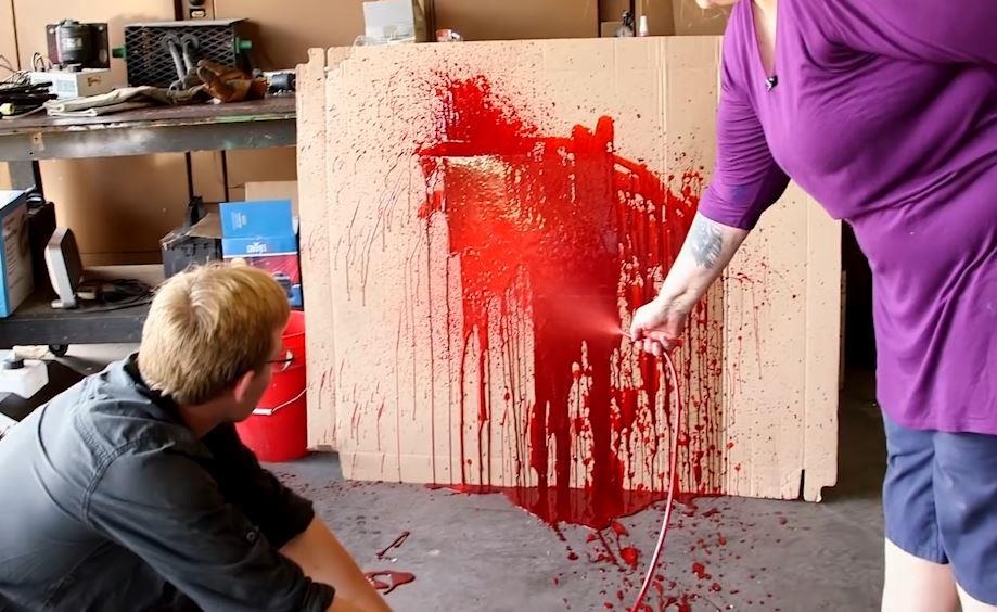 Mau trong cac bo phim duoc lam gia nhu the nao? hinh anh