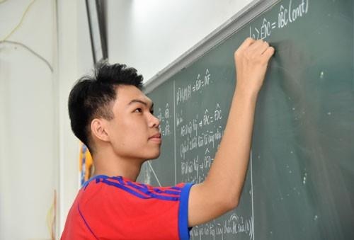 Ho so du thi dai hoc anh 1