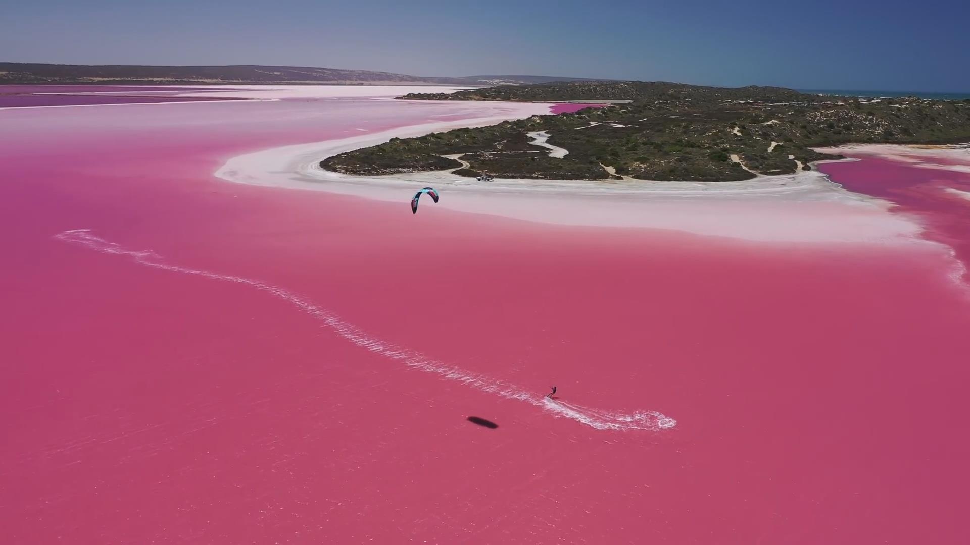 Ky la ho nuoc co mau hong tai Australia hinh anh