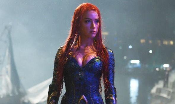 Amber Heard tap luyen ra sao de vao vai Mera trong 'Aquaman'? hinh anh