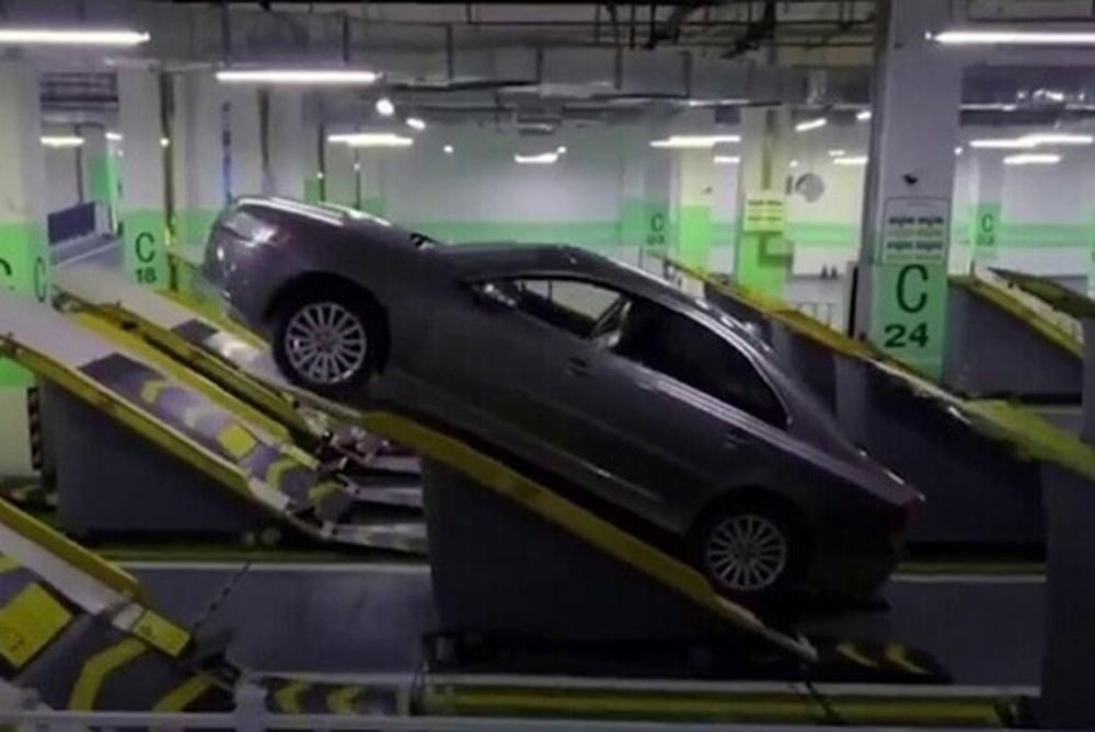 Bai giu xe sieu tiet kiem dien tich dang duoc Trung Quoc thu nghiem hinh anh