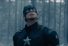 Chris Evan muon giu bo trang phuc nao cua Captain America? hinh anh