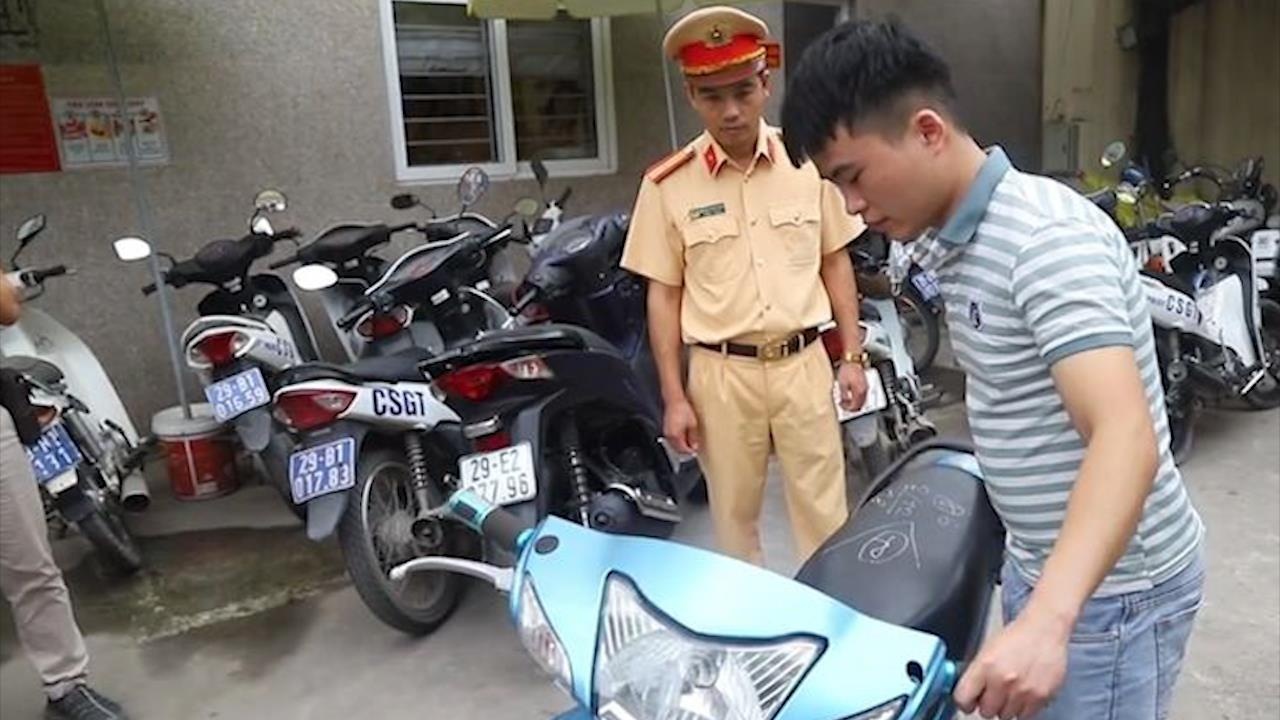 Chu xe bat ngo nhan lai xe mat cap sau 4 nam hinh anh