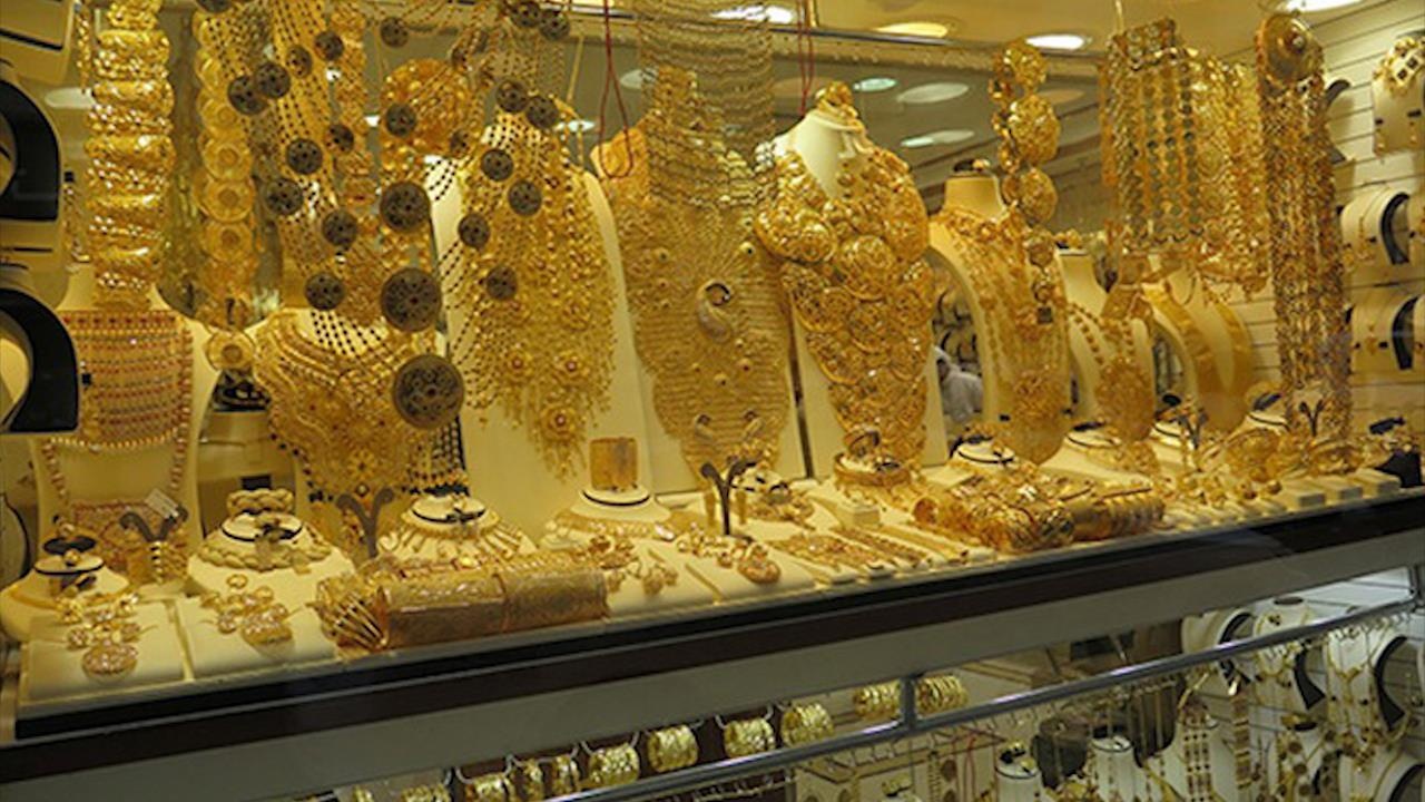 Cho ban vang theo can, mac ca nhu mua rau o Dubai hinh anh