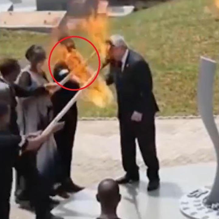 Chu tich Uy ban chau Au suyt dot chay toc cua De nhat phu nhan Rwanda hinh anh