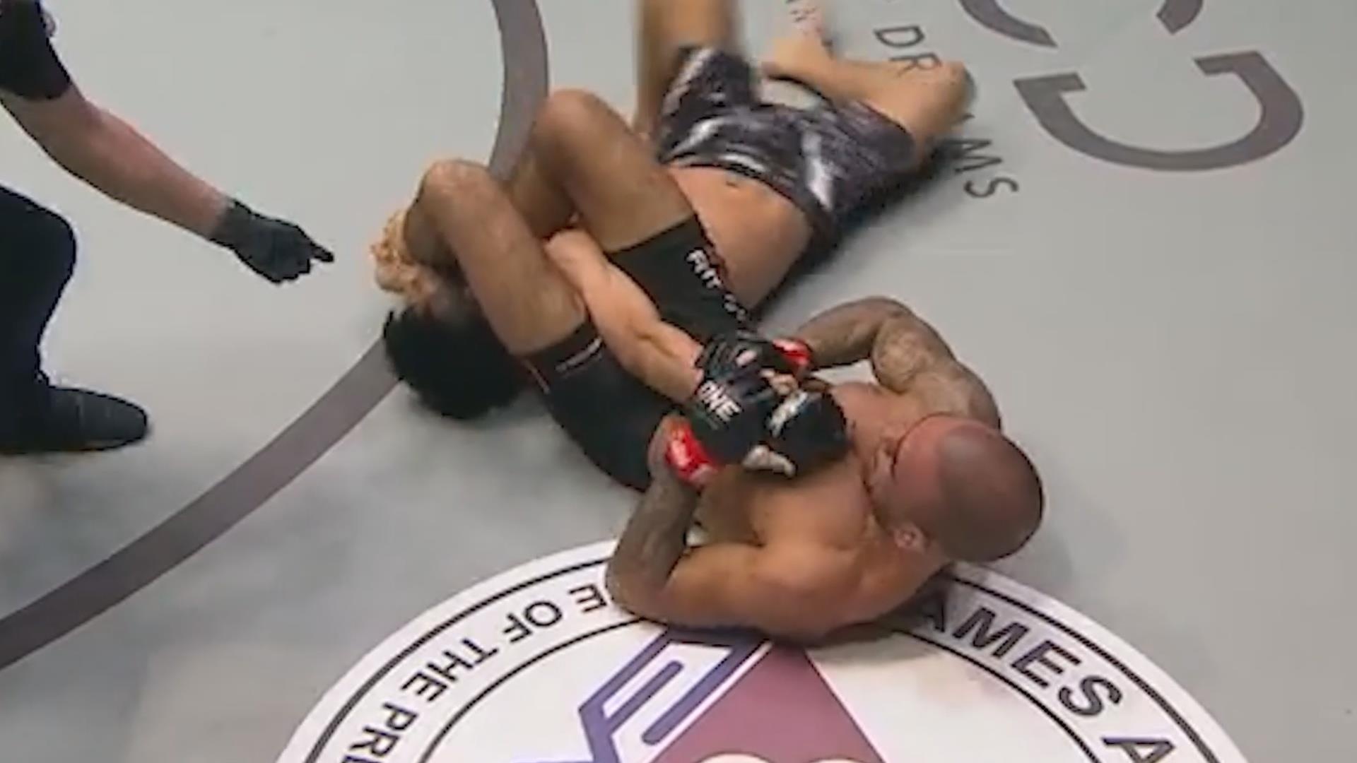 5 don knock-out kinh dien tai ONE Roots of Honor hinh anh