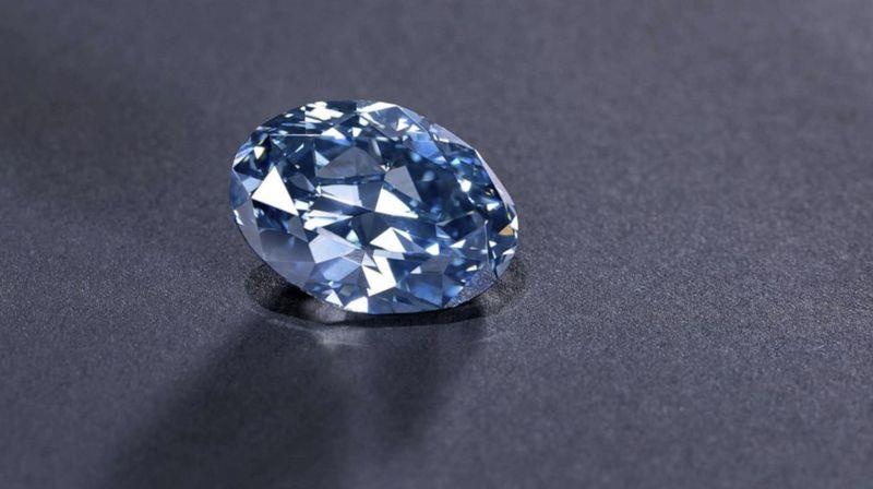 Vien kim cuong 'hoan hao nhat the gioi', tinh khiet gan nhu tuyet doi hinh anh