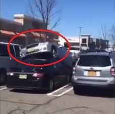 Tai xe nham chan ga, xe bay len noc oto khac hinh anh