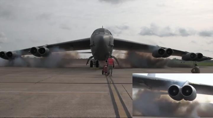 Xem may bay B-52 dung thuoc no khoi dong dong co hinh anh