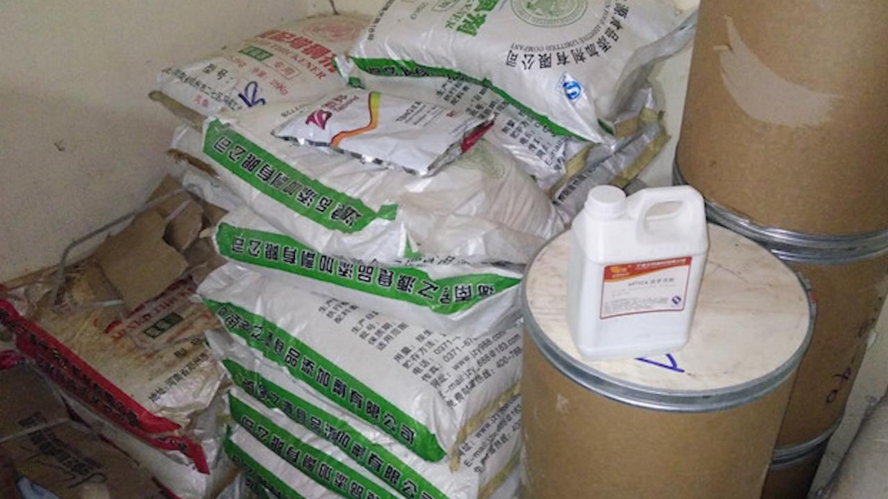 3 tan phu gia Trung Quoc chuyen de che bien bim bim, banh keo hinh anh