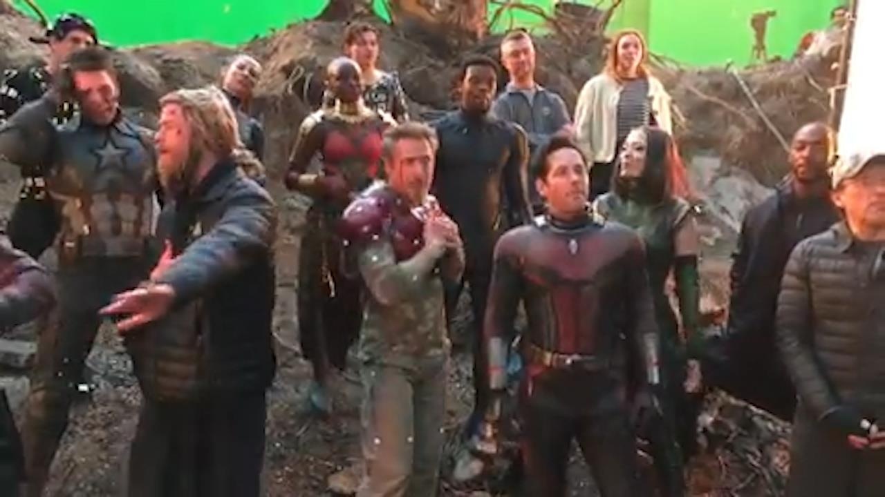 Dan cast Avengers hat mung sinh nhat Iron Man 11 tuoi hinh anh